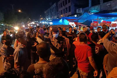 Tolak Pembatasan Jam Usaha, Pedagang Pasar di Dumai Turun ke Jalan
